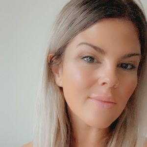 Meet your Posher, Elyse